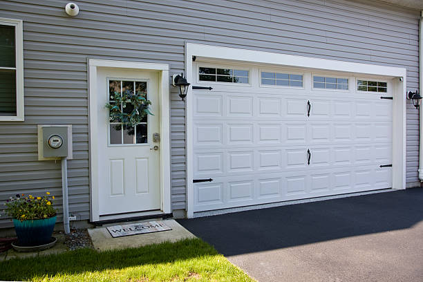 24/7 Emergency Garage Door Roller Replacement experts in DeRidder, LA
